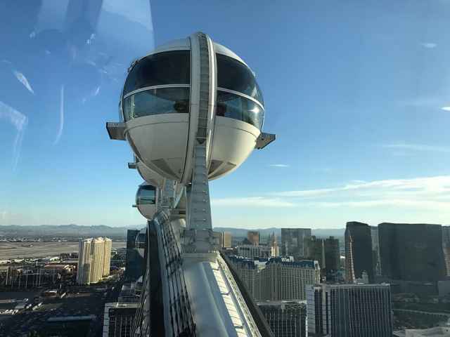 2016_10_high_roller_view_web